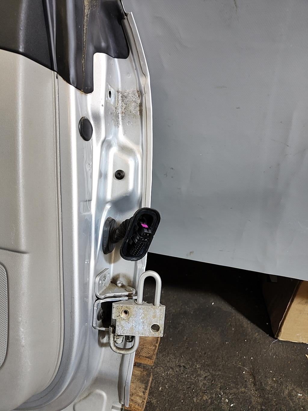 Porte arriere gauche AUDI A3 2 SPORTBACK PHASE 1 Diesel - 1