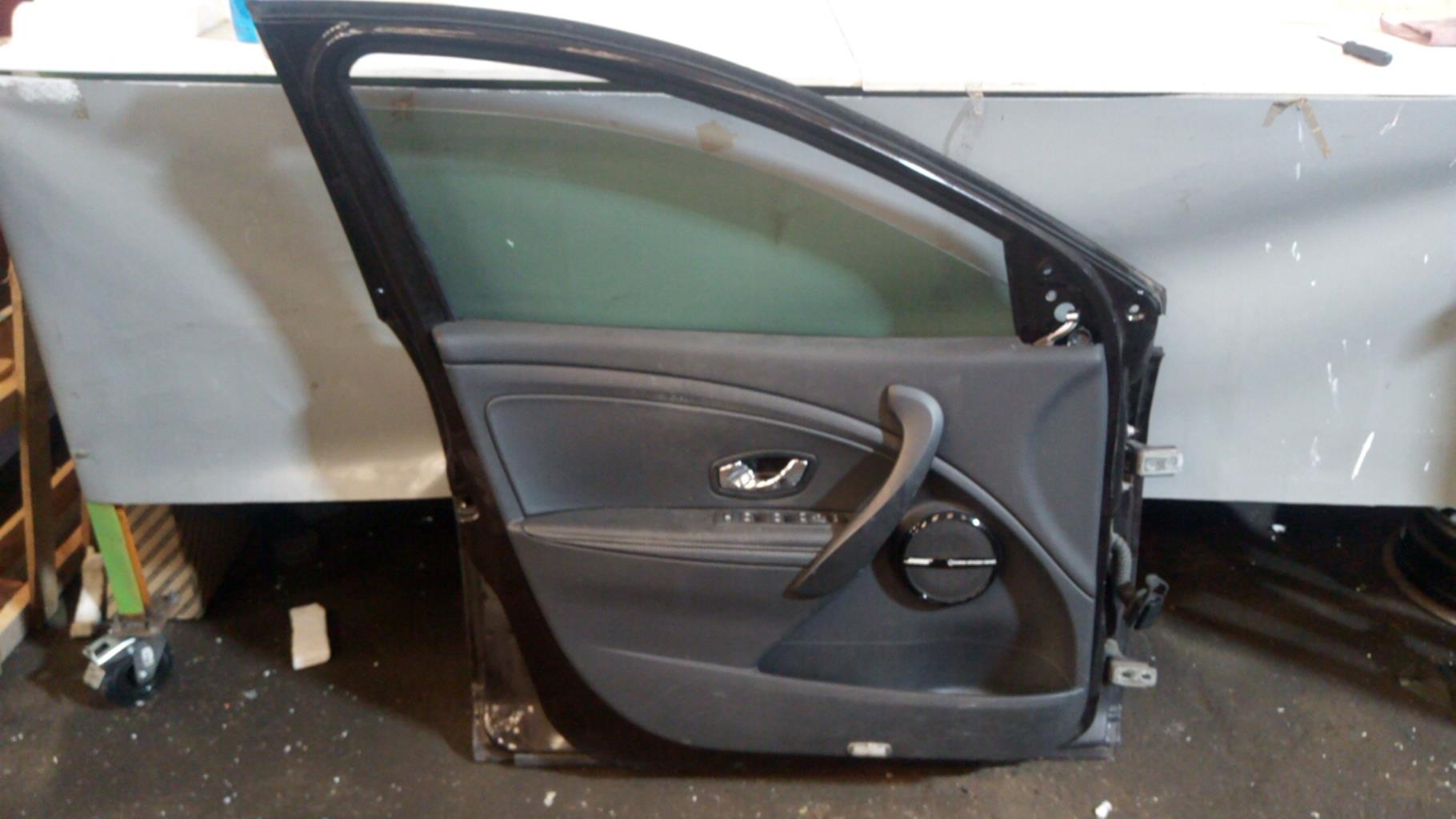 Porte avant gauche RENAULT MEGANE 3 PHASE 2 BREAK Diesel - 1