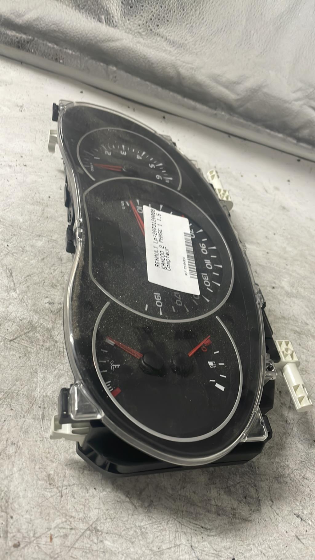 Compteur RENAULT KANGOO 2 PHASE 1 Diesel - 1