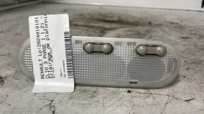 Eclairage de plafonnier RENAULT CLIO 3 PHASE 1 Essence - 1
