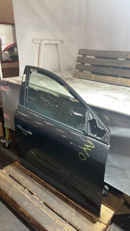 Porte avant droit RENAULT MEGANE 3 PHASE 1 BREAK Diesel - 1