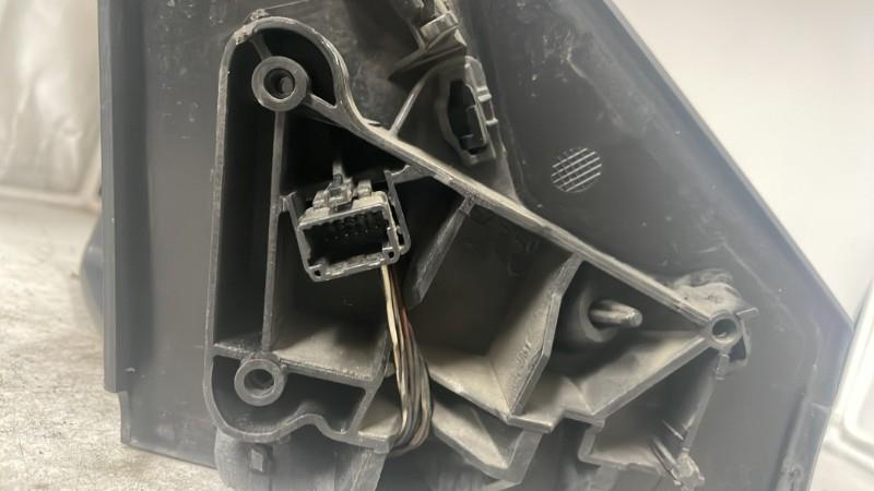 Retroviseur gauche RENAULT MEGANE 3 PHASE 1 BREAK Diesel - 1