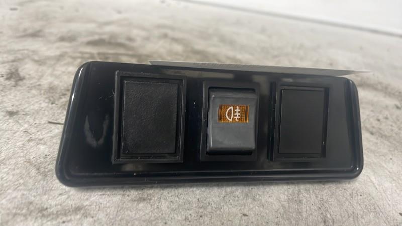 Commande anti brouillard arriere ROVER MINI PHASE 2 Essence - 1