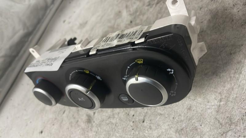Commande chauffage RENAULT CLIO 4 PHASE 2 Diesel - 1