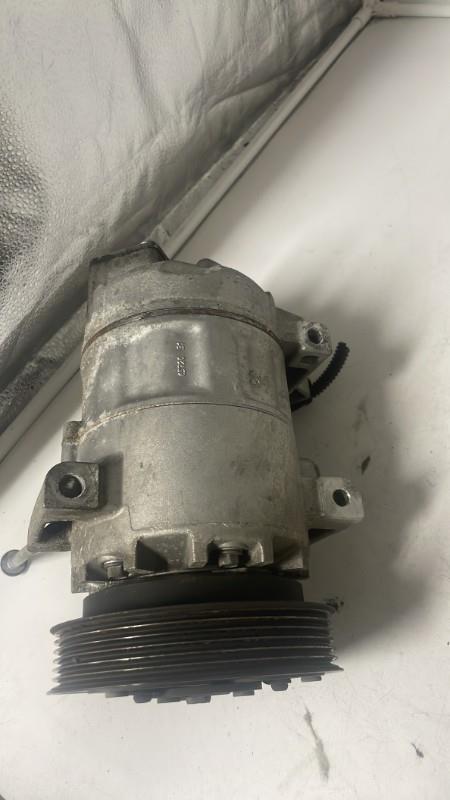 Compresseur clim RENAULT CLIO 4 PHASE 2 Diesel - 1