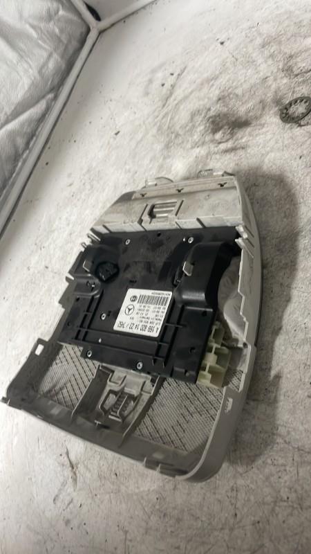 Eclairage de plafonnier MERCEDES CLASSE B 245 PHASE 2 Diesel - 1
