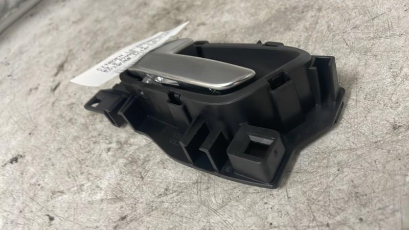 Poignee interieur arriere gauche CITROEN C3 2 PHASE 2 Diesel - 1