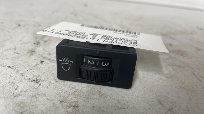Commande de phare CITROEN BERLINGO 2 PHASE 1 Diesel - 1