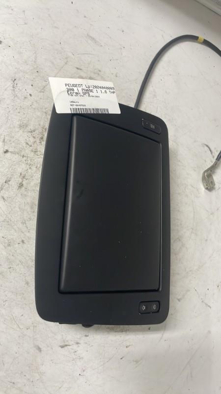 Ecran GPS PEUGEOT 308 1 PHASE 1 Essence - 1