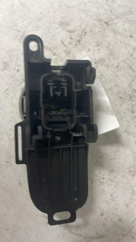 Poignee interieur avant droit NISSAN NOTE 1 PHASE 2 Diesel - 1