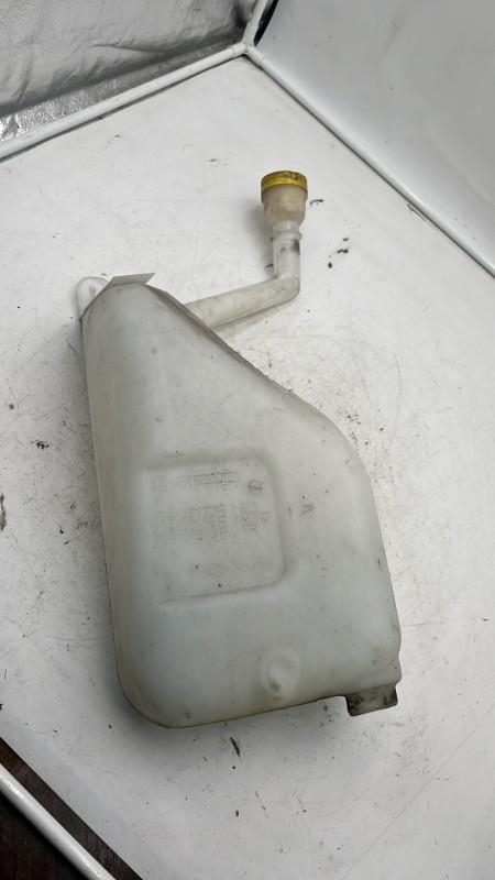 Vase de lave glace RENAULT MEGANE 3 PHASE 3  - 1