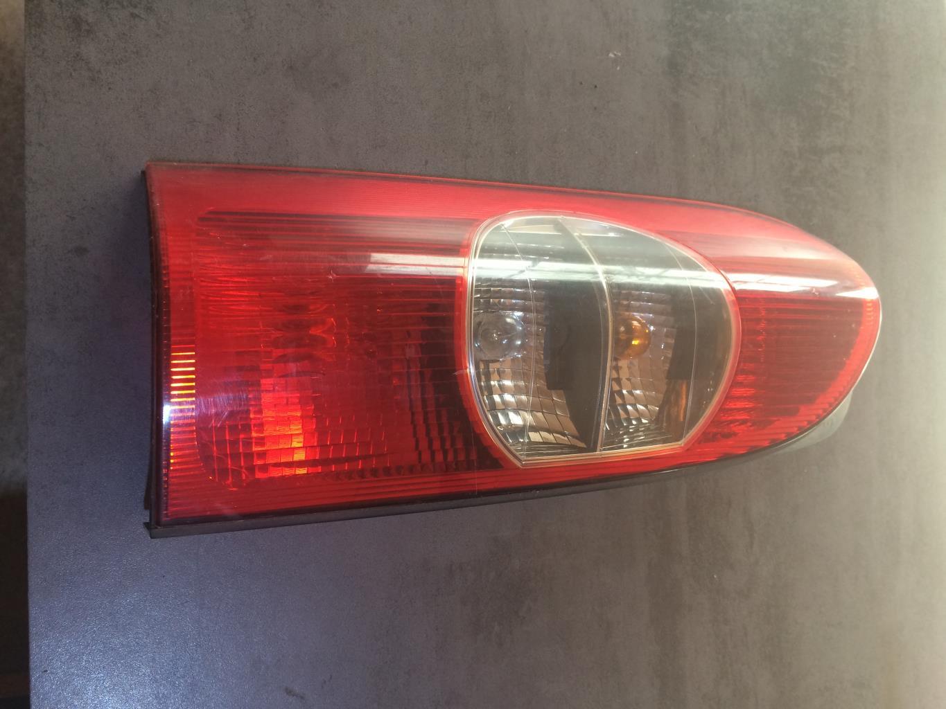 Feu arriere principal gauche (feux) RENAULT MASTER 2  - 1
