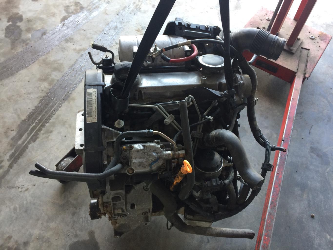 Moteur SEAT IBIZA 3 PHASE 1 Diesel - 1