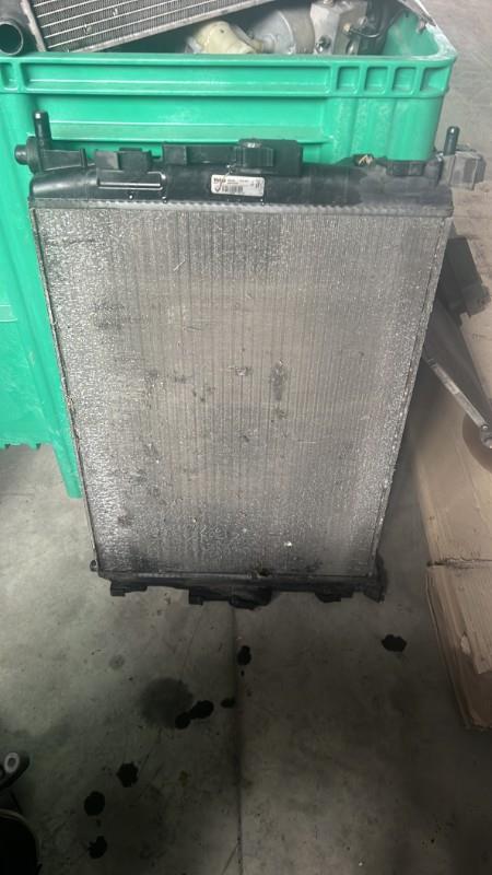 Radiateur eau RENAULT GRAND SCENIC 2 PHASE 2 Diesel - 1