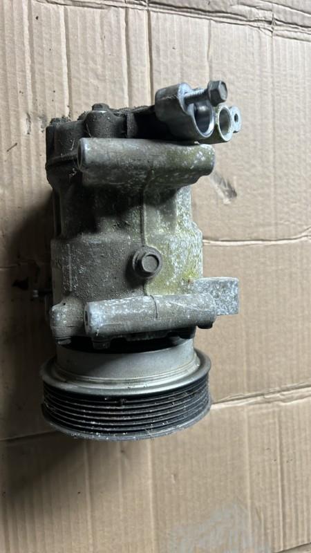 Compresseur clim RENAULT CLIO 3 PHASE 2 Essence - 1