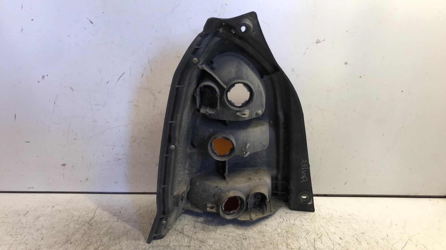 Fanale posteriore principale destro (luci) SUZUKI ALTO 2 Gasolina - 1