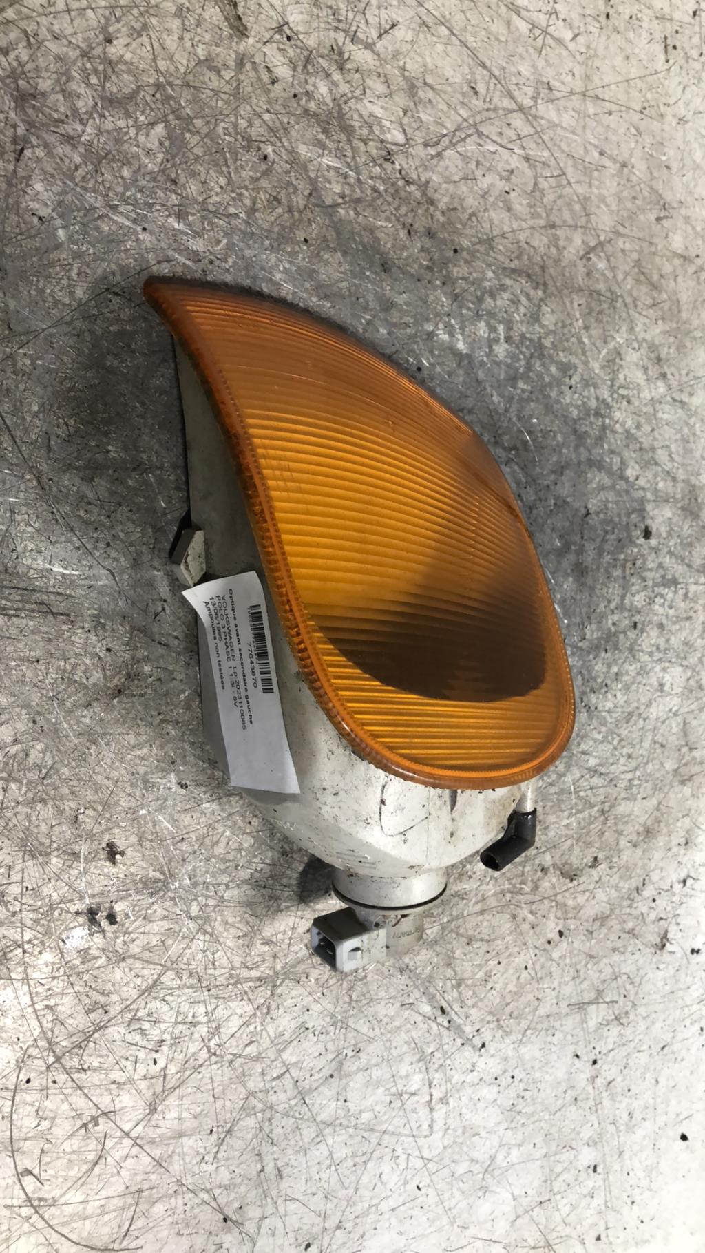 Gruppo ottico anteriore secondario sinistro (luci)(freccia) VOLKSWAGEN POLO 3 PHASE 1 Gasolina - 1