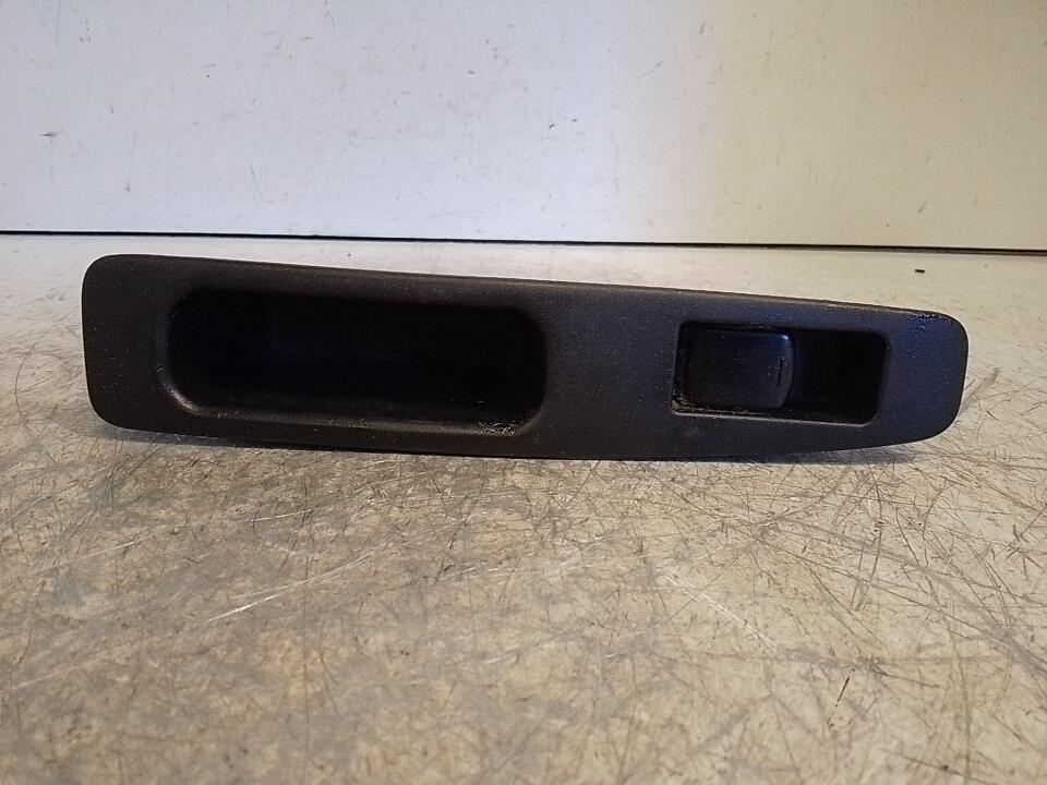 Interruttore lavacristalli posteriore sinistro NISSAN QASHQAI 1 PHASE 1 Diésel - 1