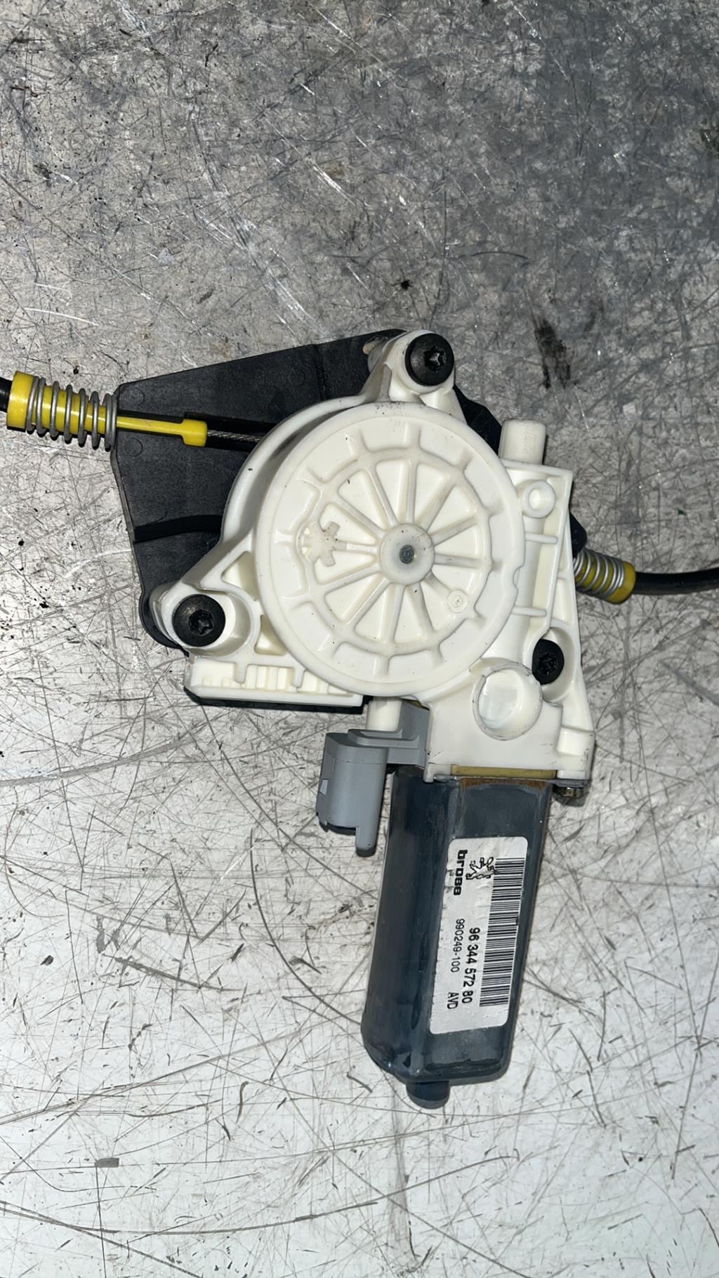 Alzacristalli elettrico anteriore destro PEUGEOT 307 PHASE 1 Diésel - 1