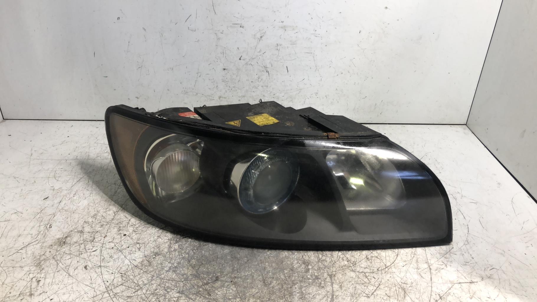 Gruppo ottico anteriore principale destro (luci)(faro) VOLVO S 40 2 PHASE 1 Diésel - 1