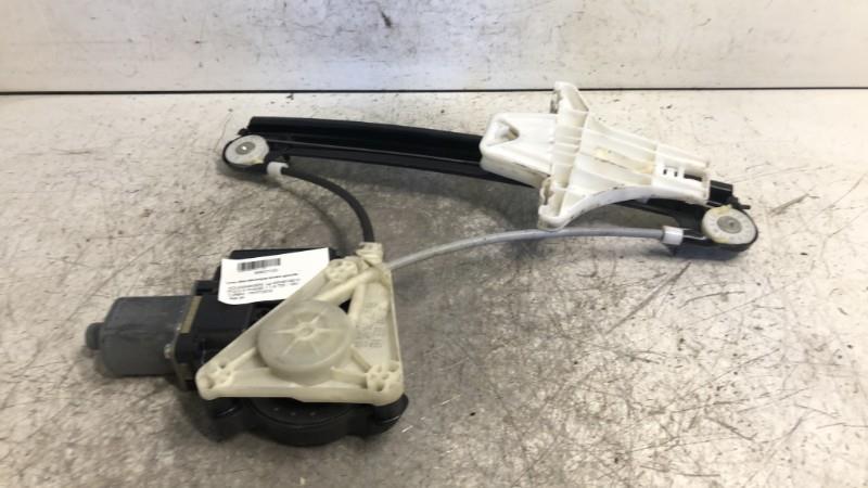 Alzacristalli elettrico posteriore sinistro VOLKSWAGEN POLO 5 PHASE 1 Diésel - 1