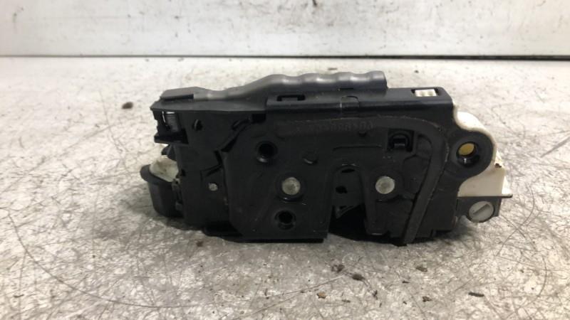 Serratura posteriore sinistra VOLKSWAGEN POLO 5 PHASE 2 Gasolina - 1