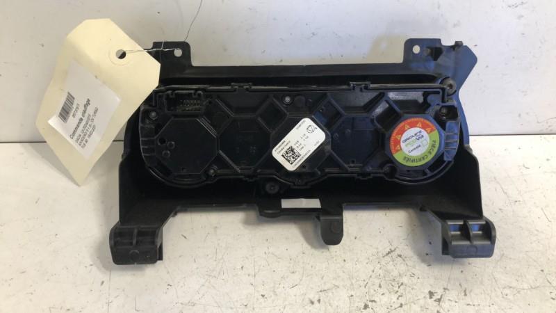 Commande chauffage DACIA SANDERO 3 Essence - 1