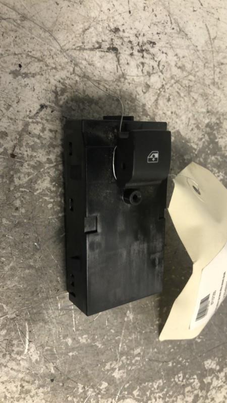 Interruttore lavacristalli anteriore destro OPEL ASTRA K PHASE 1 Diésel - 1