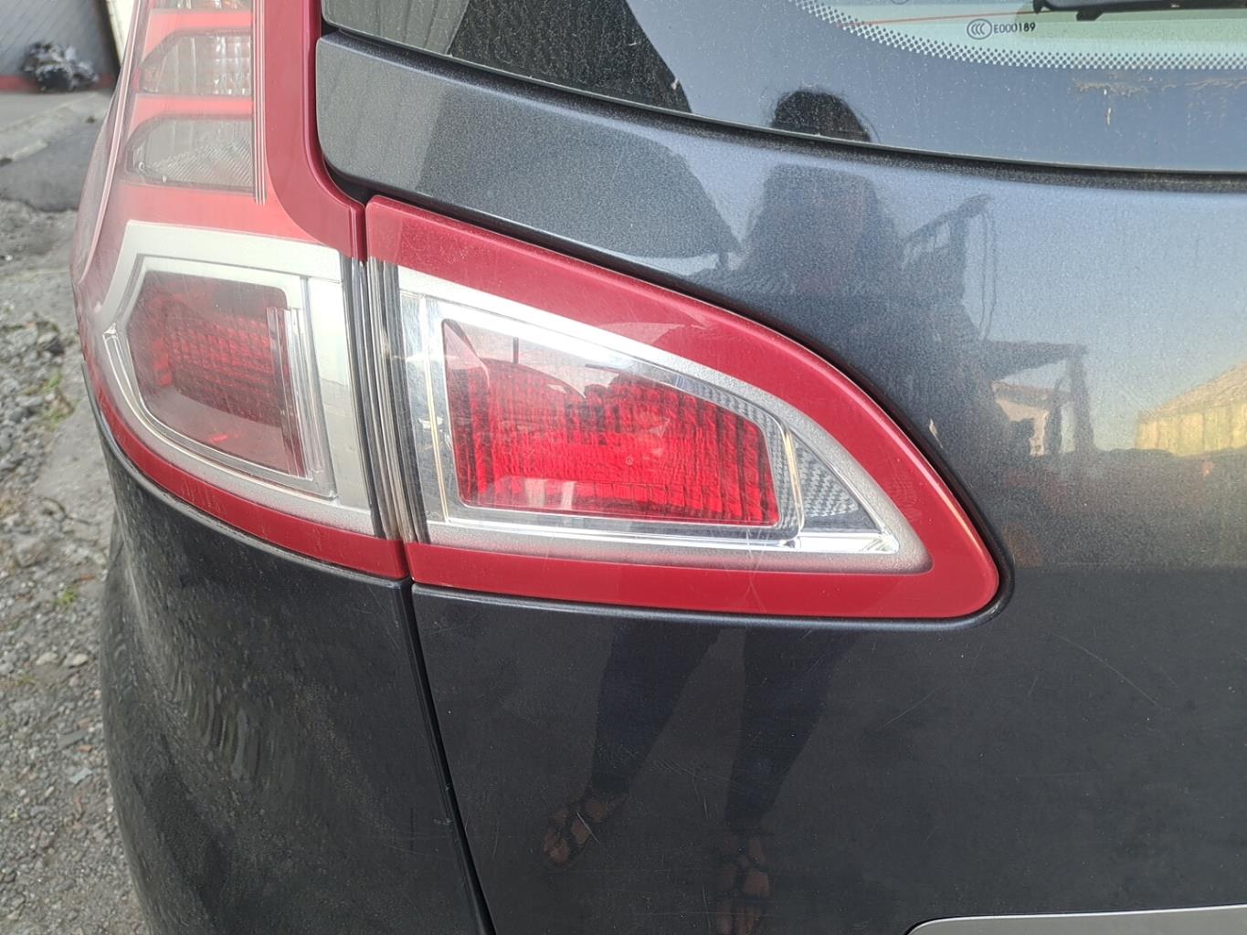 Feu arriere secondaire gauche (feux) RENAULT SCENIC 3 PHASE 1 Diesel - 1