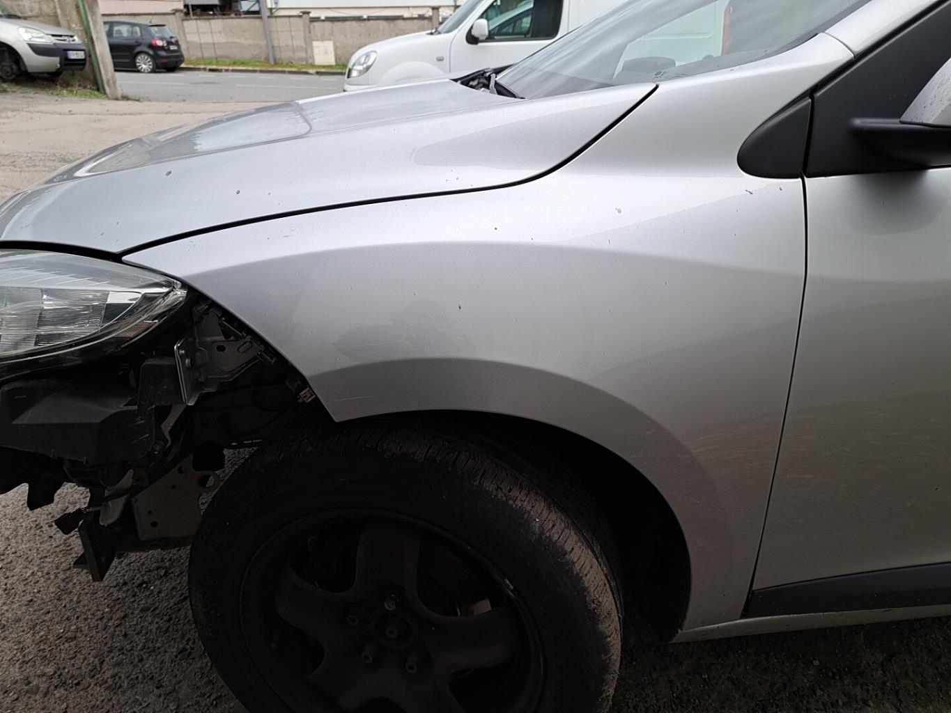 Aile avant gauche RENAULT MEGANE 3 PHASE 2 Diesel - 1