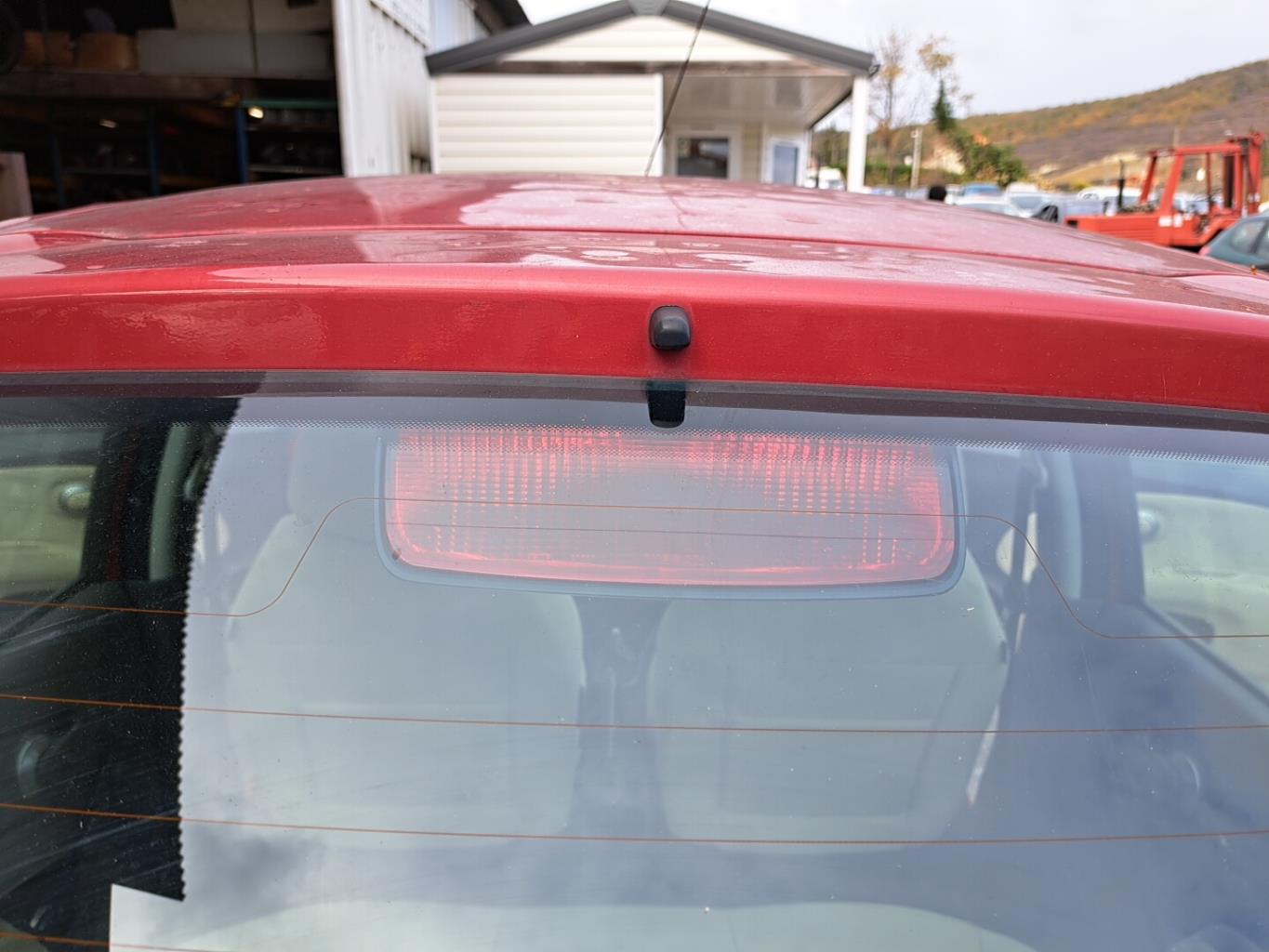 Feu arriere stop central NISSAN MICRA 3 PHASE 2 Essence - 1