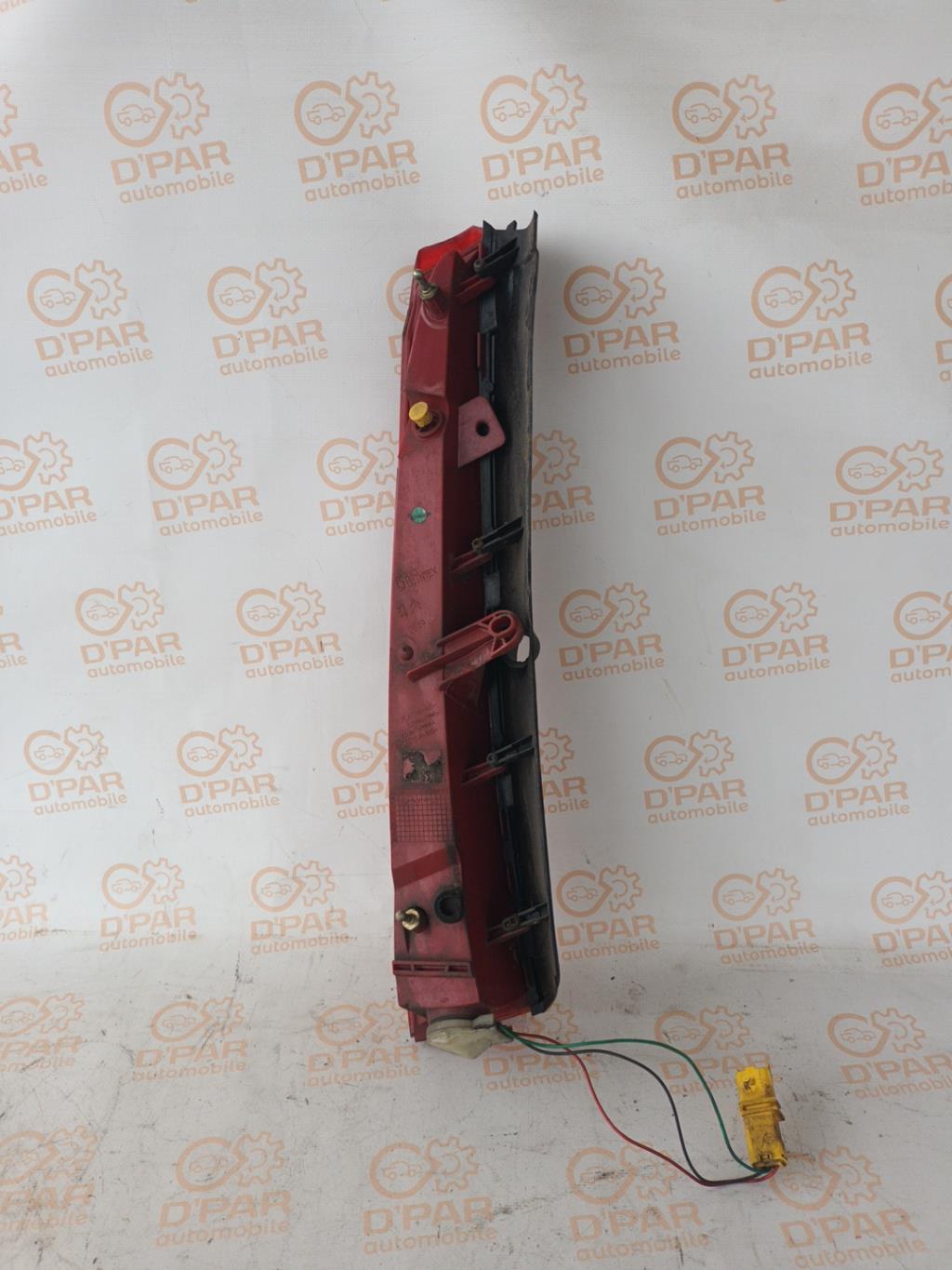 Feu arriere secondaire droit (feux) CITROEN C5 1 PHASE 1 BREAK Diesel - 1
