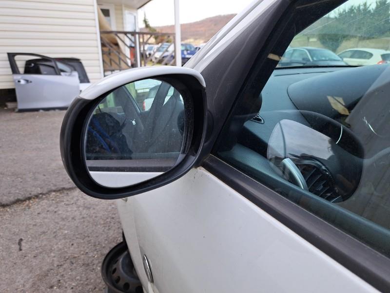 Retroviseur gauche PEUGEOT 206+ Diesel - 1