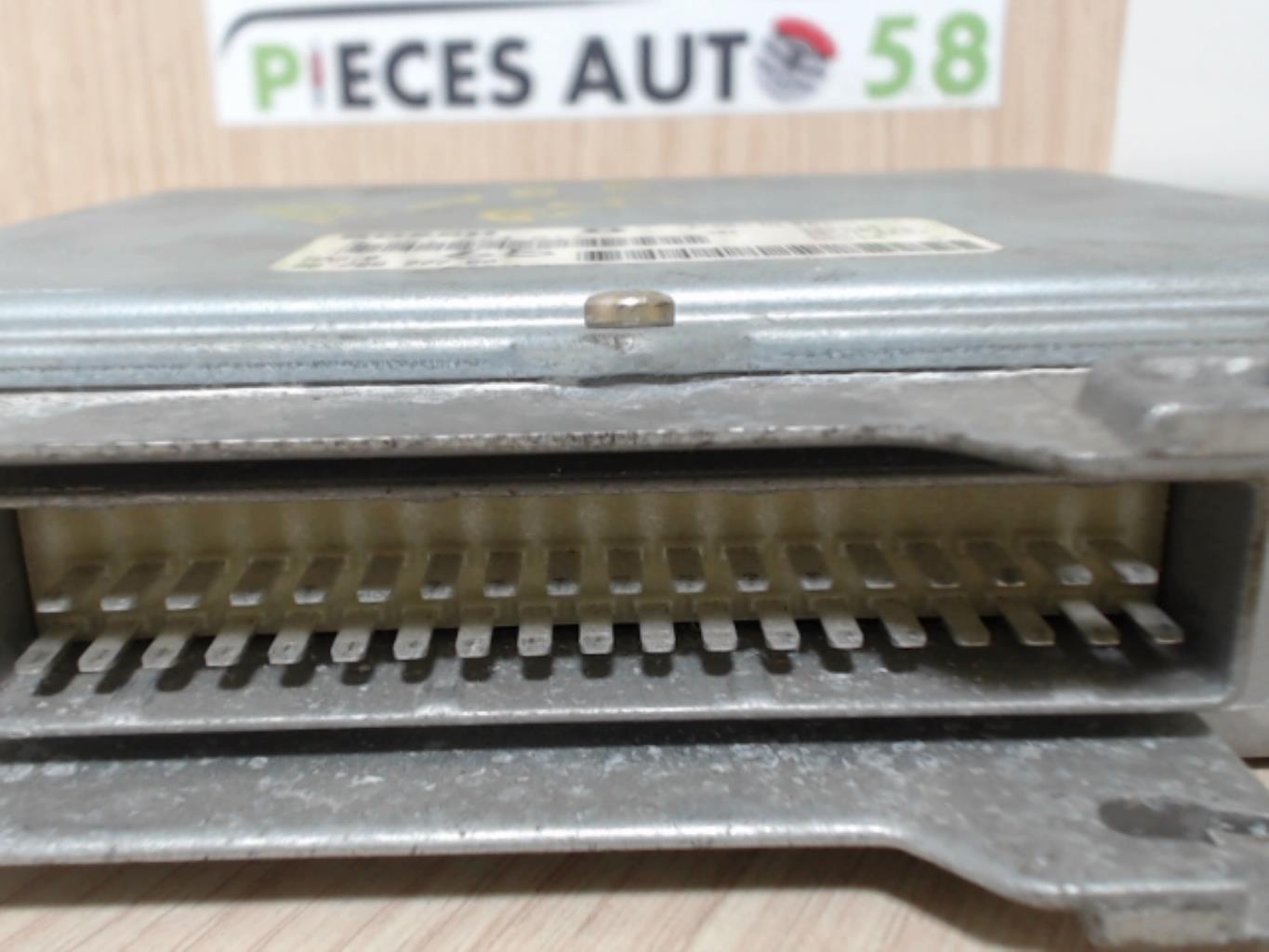 Calculateur PEUGEOT 106 Essence - 1