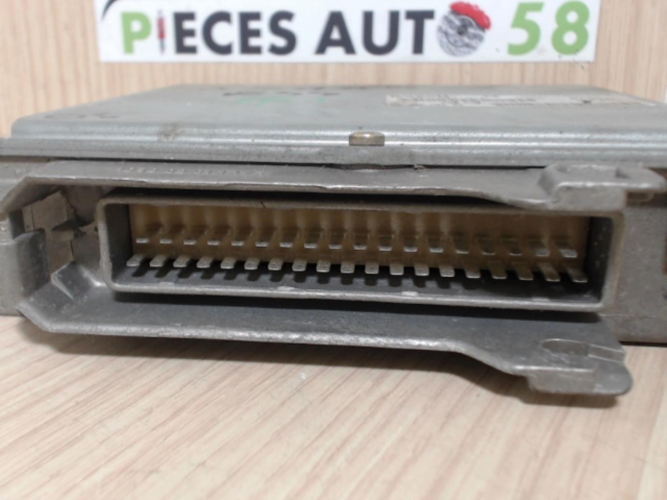 Calculateur CITROEN XSARA Essence - 1
