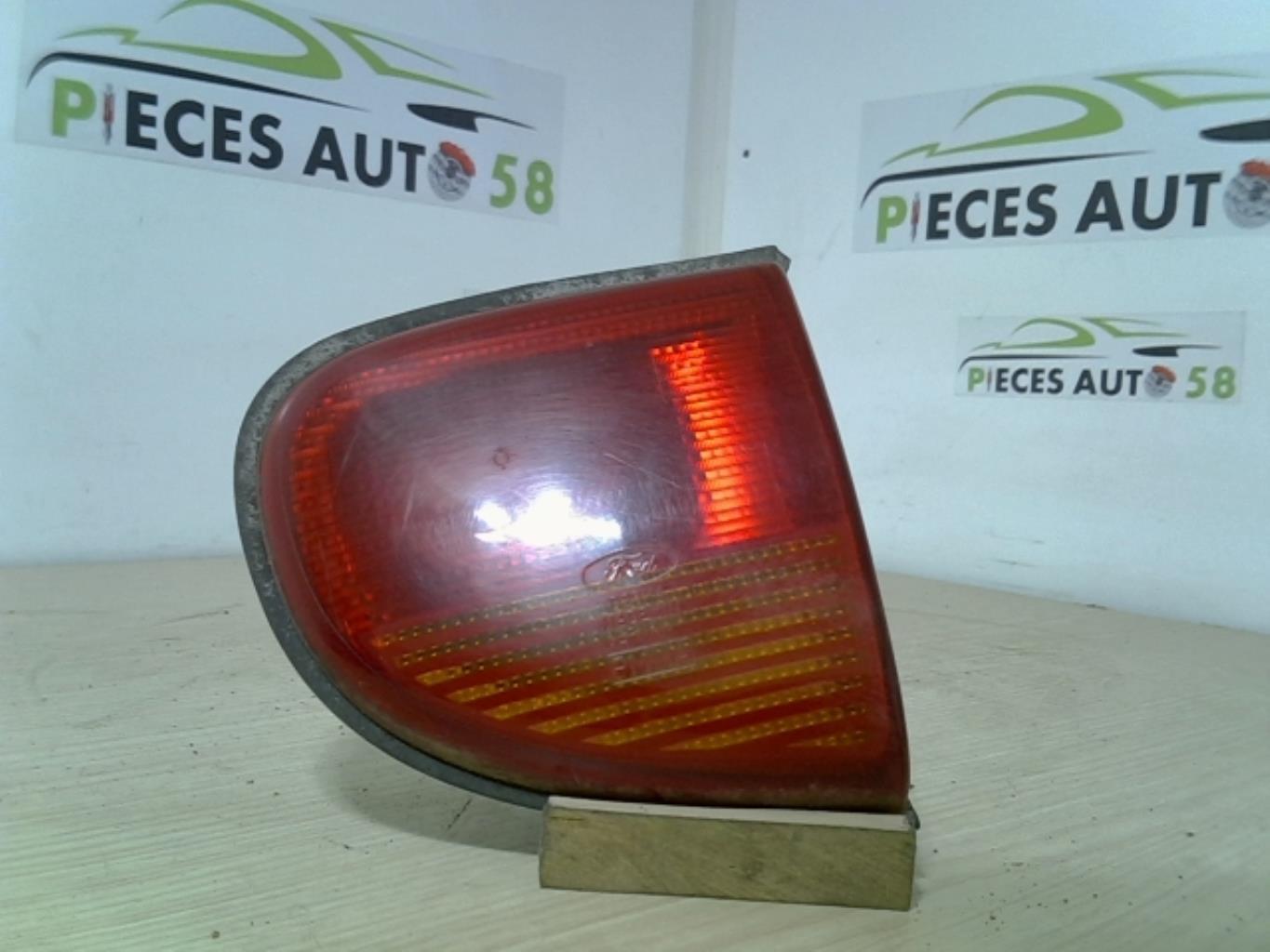 Feu arriere secondaire droit (feux) FORD ESCORT 6  - 1