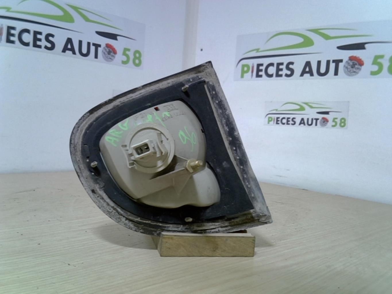 Feu arriere secondaire gauche (feux) FORD ESCORT 6  - 1