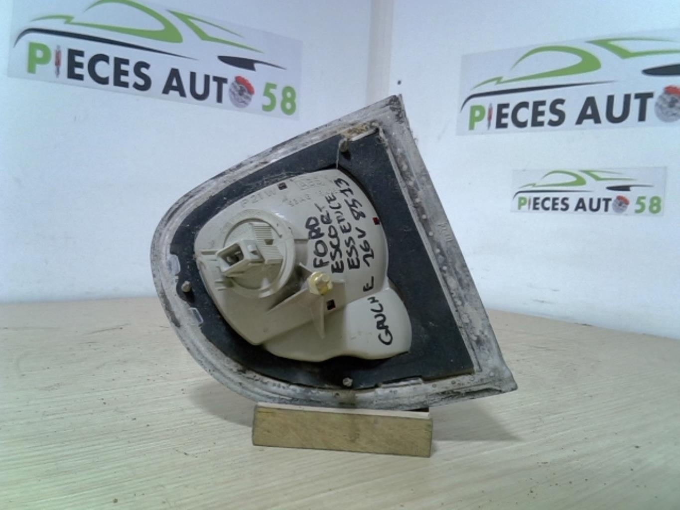 Feu arriere secondaire gauche (feux) FORD ESCORT 6  - 1