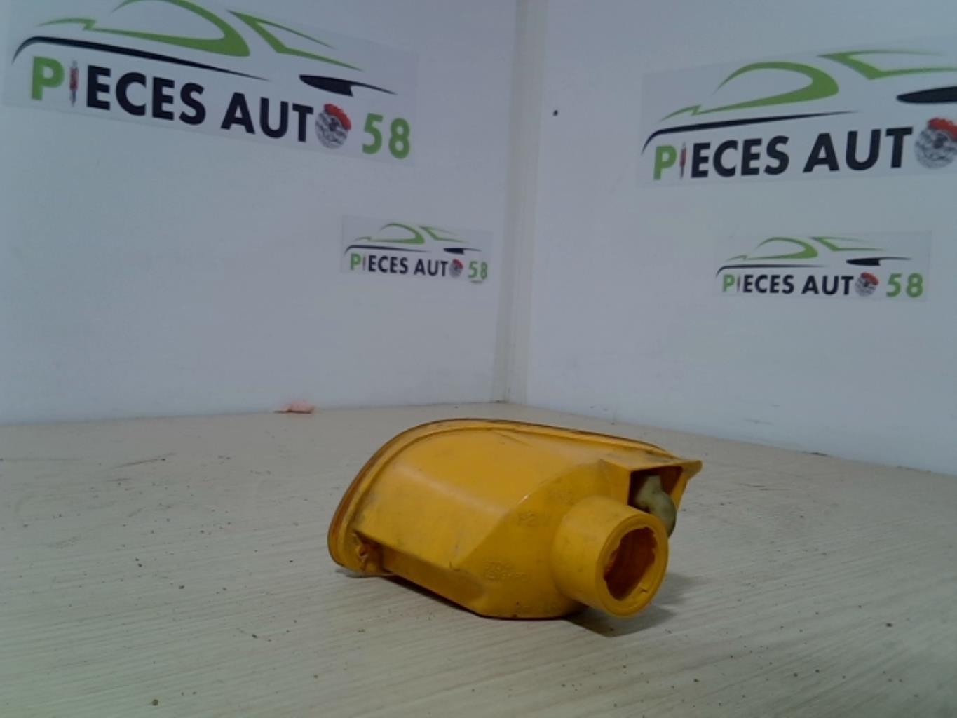Optique avant secondaire droit (feux)(clignotant) FORD FOCUS 1  - 1