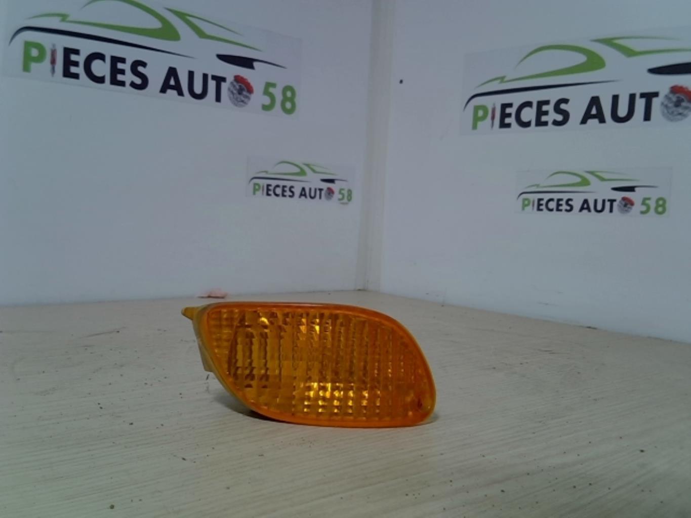 Optique avant secondaire droit (feux)(clignotant) FORD FOCUS 1  - 1