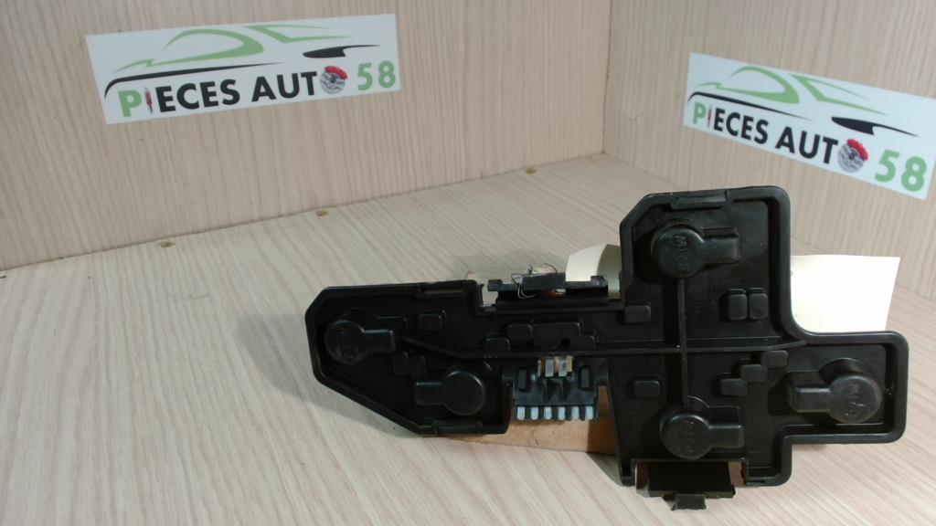 Platine feu arriere droit OPEL CORSA B  - 1