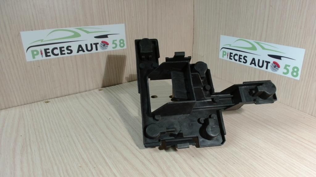 Platine feu arriere gauche FORD MONDEO 2  - 1