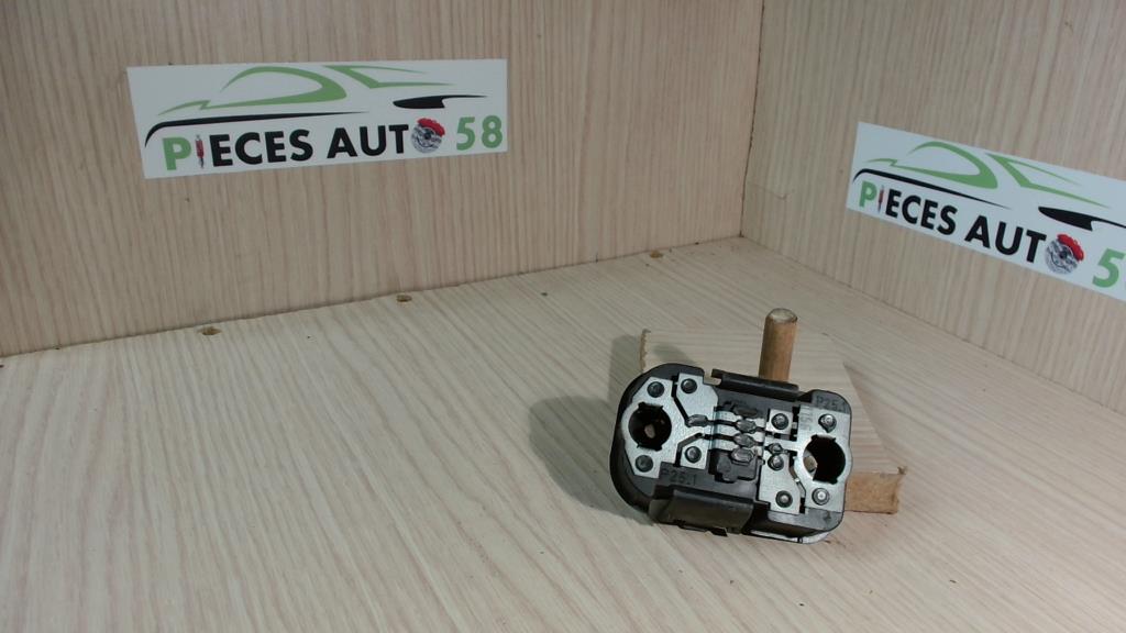 Platine feu arriere gauche RENAULT R21  - 1