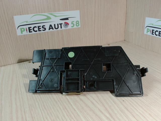 Platine feu arriere gauche RENAULT R9  - 1