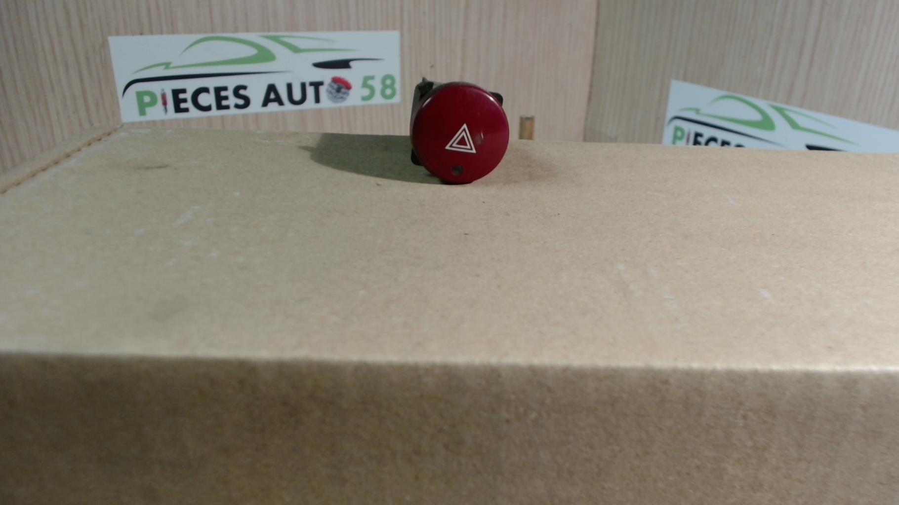 Bouton de warning CITROEN BERLINGO 1  - 1