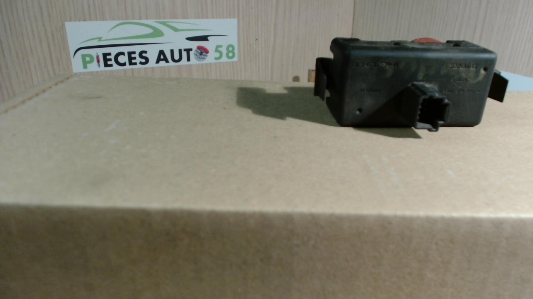 Bouton de warning RENAULT MODUS  - 1