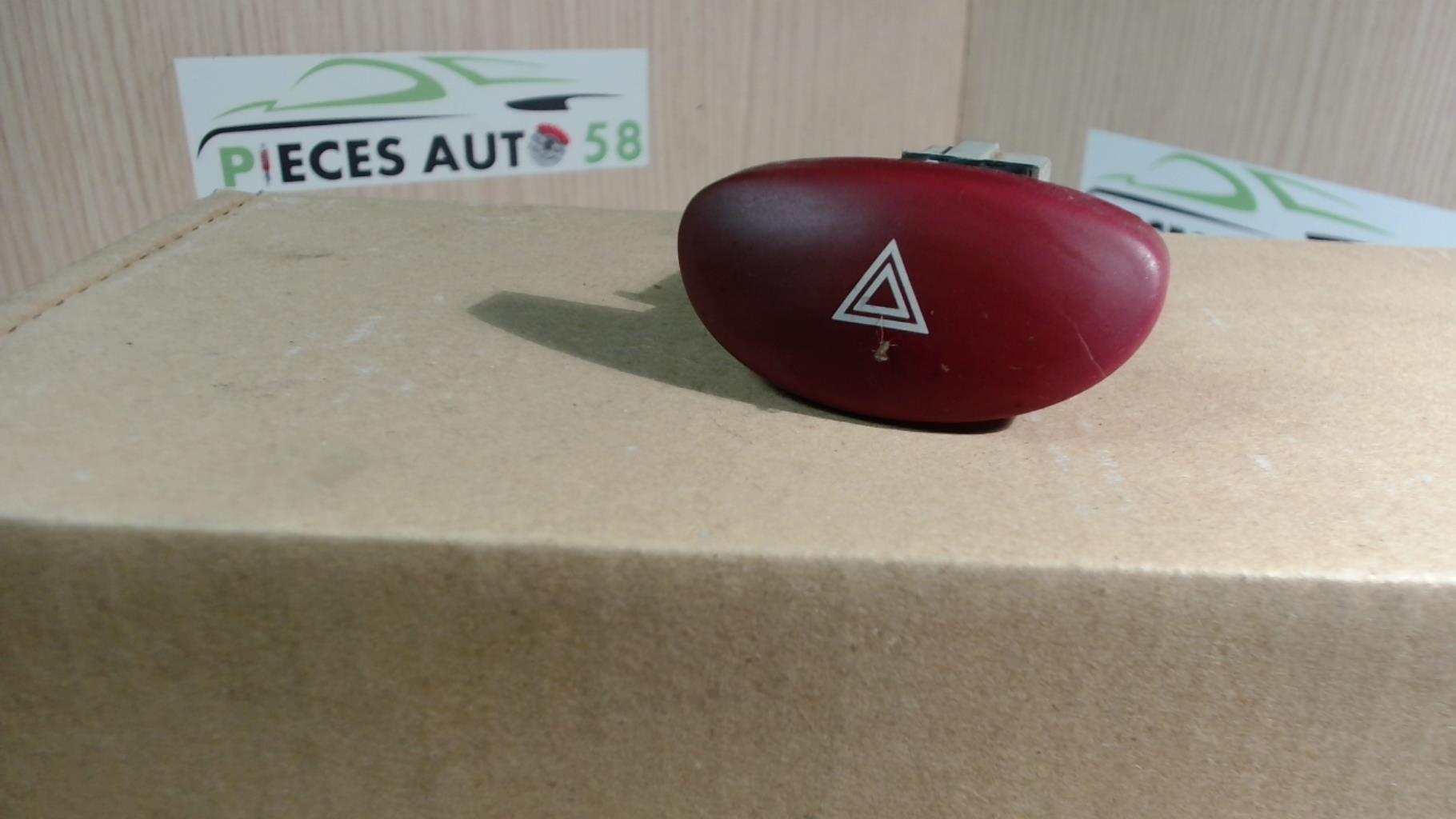 Bouton de warning PEUGEOT 206  - 1