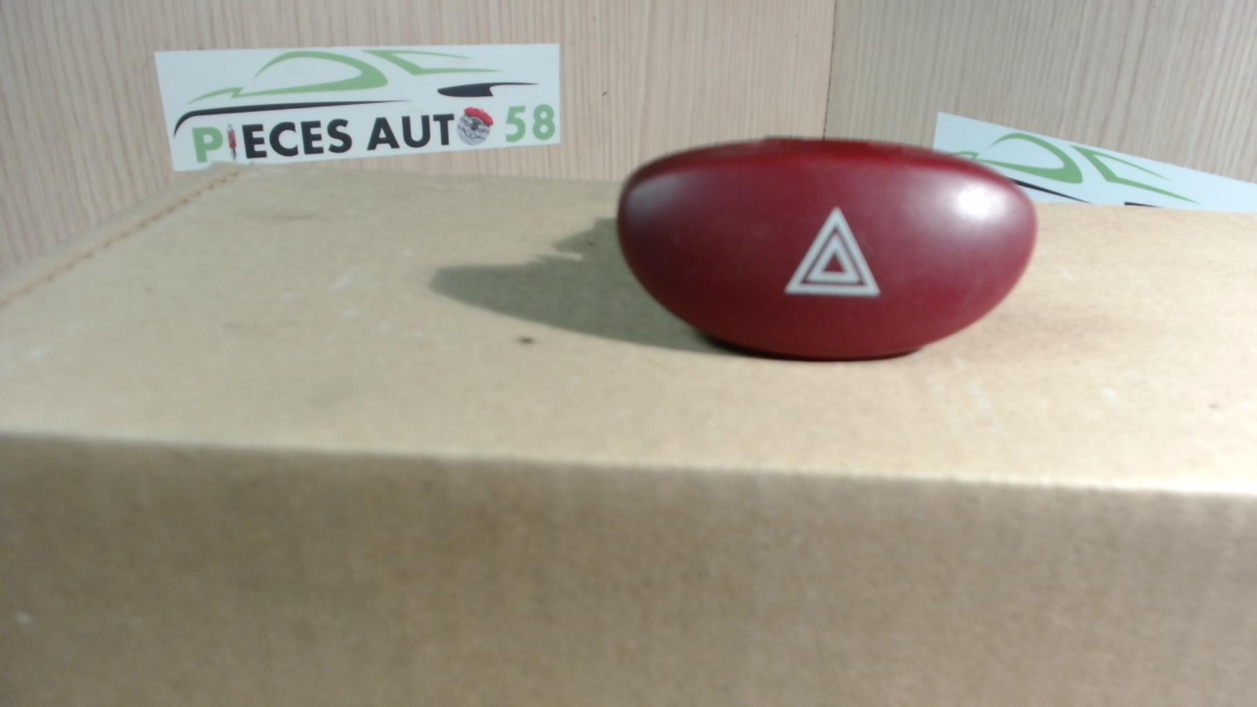 Bouton de warning PEUGEOT 206  - 1