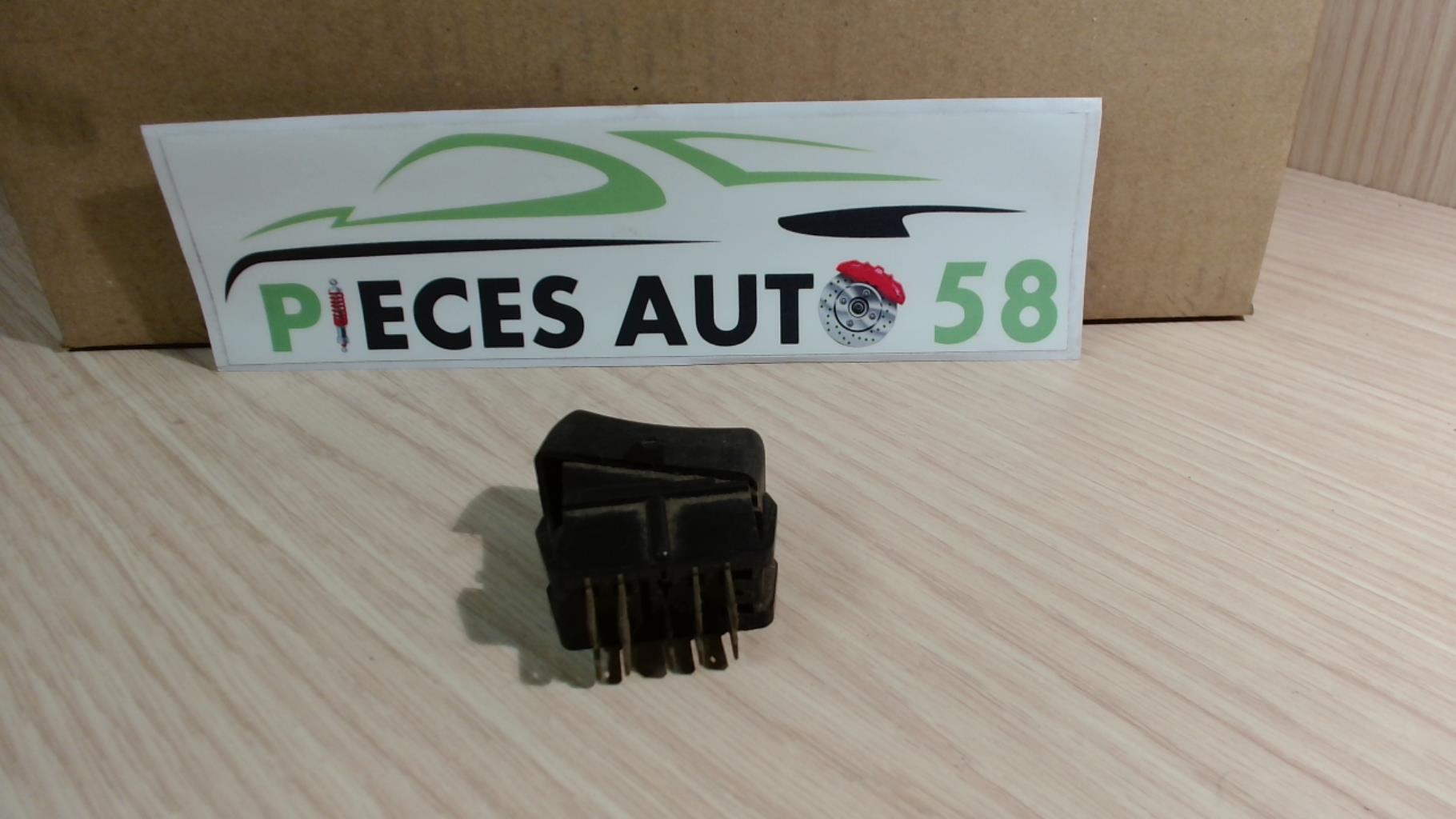 Bouton de warning RENAULT R4  - 1