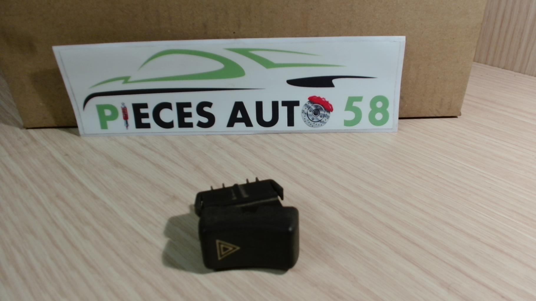 Bouton de warning RENAULT R4  - 1